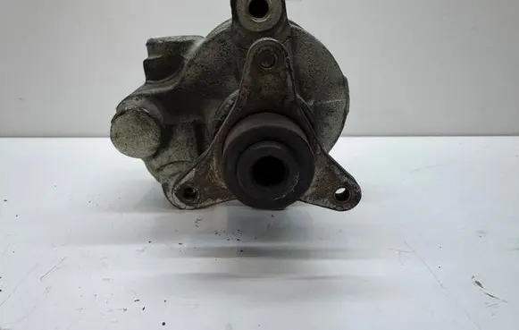 Renault Scenic II - Grand scenic II Power steering pump 26058572 7700415198 7700417308