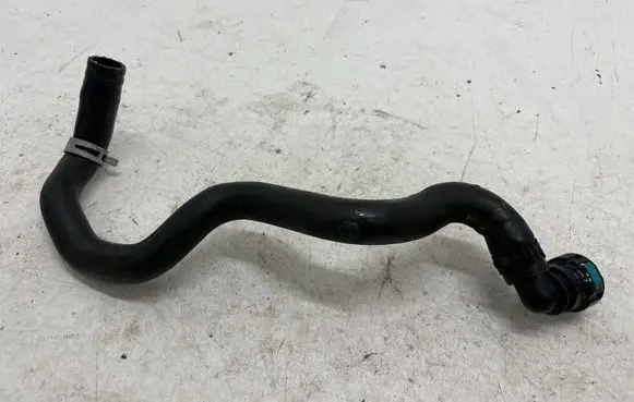 Land Rover Range Rover Sport L494 Engine coolant pipe/hose FPLA8K576CA