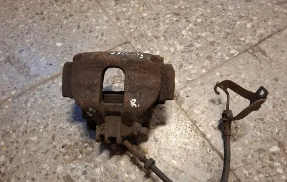 Volvo S60 Front brake caliper 9209724 9209725