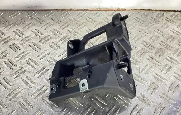 Radiator support slam panel bracket