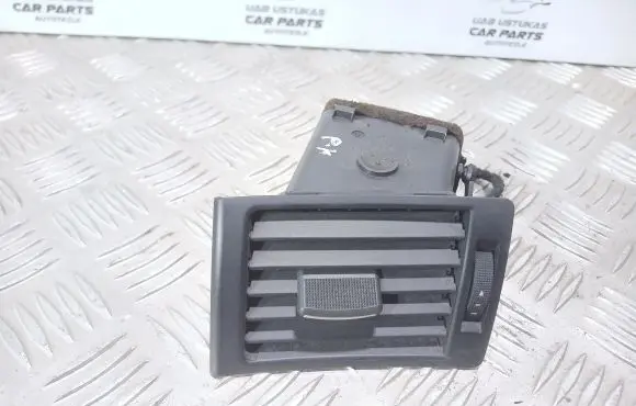Audi A4 S4 B6 8E 8H Dashboard side air vent grill/cover trim