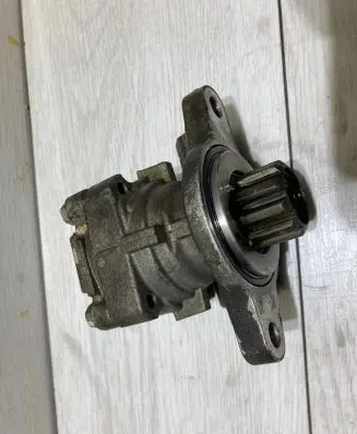 Toyota Hilux (AN10, AN20, AN30) Power steering pump