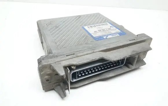 Renault Scenic I Engine control unit/module 7700868189 7700105605