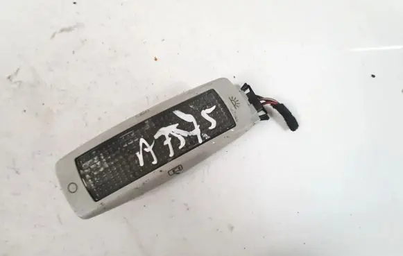 Volkswagen PASSAT B5.5 Rear seat light 3b0947291