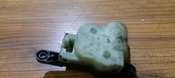 Chrysler Voyager Air flap motor/actuator 
