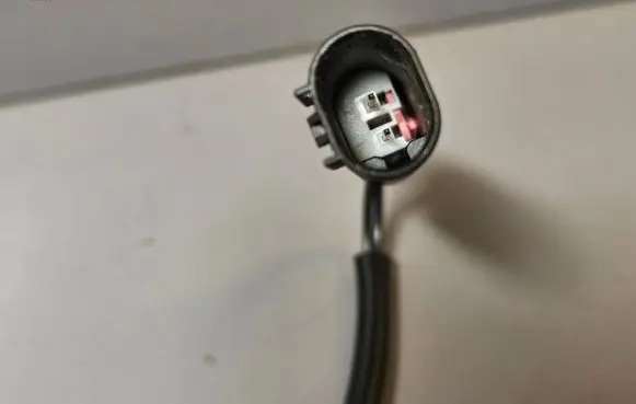 BMW 3 E90 E91 Windshield washer spray nozzle 7131299 61667131299