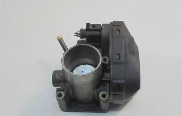 Seat Ibiza III (6L) Electric throttle body valve 036133062