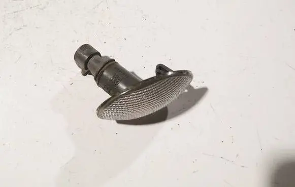 Opel Corsa C Front fender indicator light 