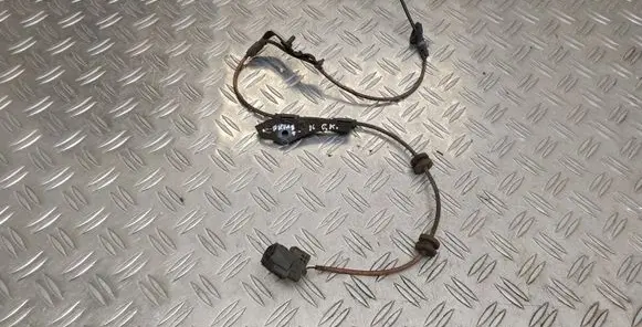 Toyota Prius+ (ZVW40) Rear ABS sensor wiring 
