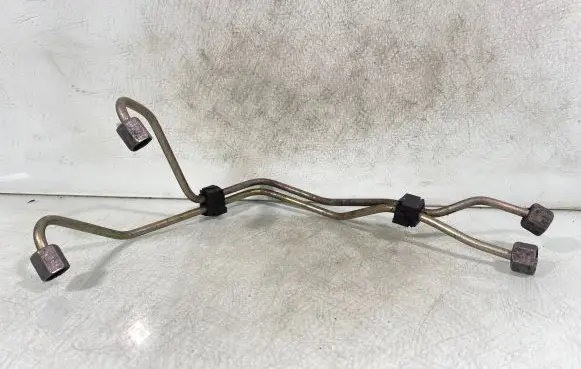 Opel Astra G Fuel injector supply line/pipe 44173