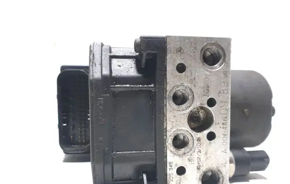 Mercedes-Benz Vito Viano W639 ABS Pump