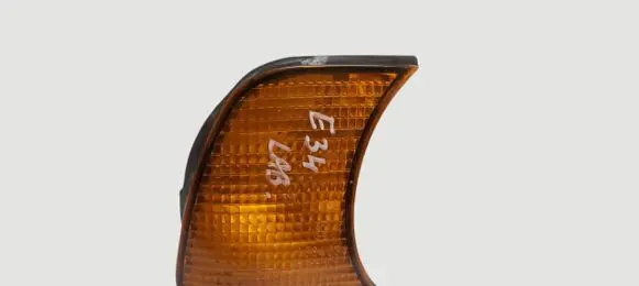 BMW 5 E34 Front indicator light 1384034 155042 42760R6
