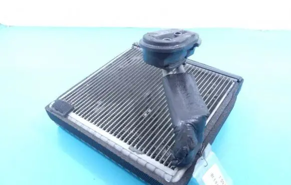 Interior heater climate box assembly