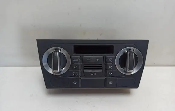Audi A3 S3 8P Climate control unit 8P0820043BG