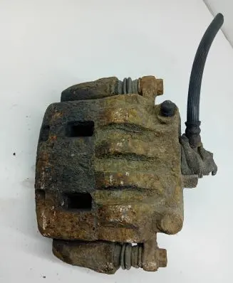 Subaru Forester SH Front brake caliper