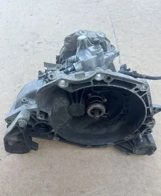 Opel Vectra C Manual 5 speed gearbox 649354685