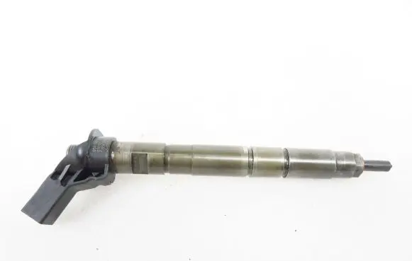 Audi A6 S6 C6 4F Fuel injector 059130277AJ