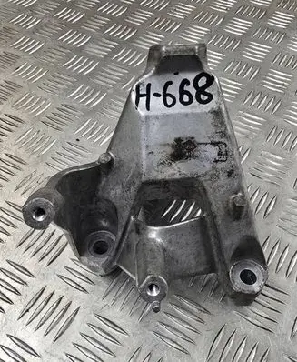 Audi A4 S4 B9 Engine mounting bracket 4M0199307AF