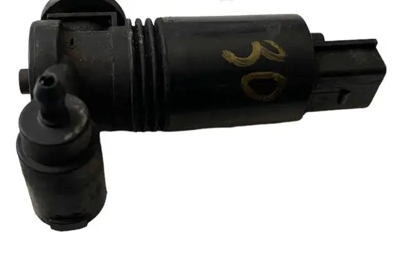 Land Rover Range Rover Evoque L538 Windscreen/windshield washer pump 141220B 314181