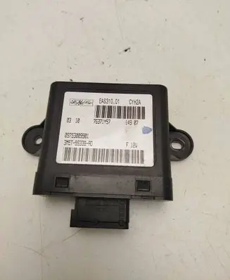 Ford Focus Comfort/convenience module 3M5T9S338AD EAS31001 7G371Y57