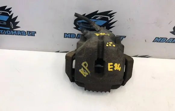 BMW X1 E84 Front brake caliper 5724330