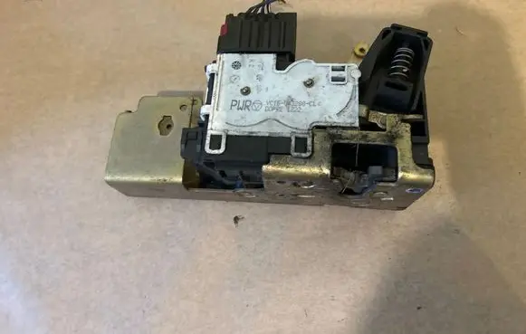 Ford Transit Rear door lock YC15V43288CL 00PPE1222
