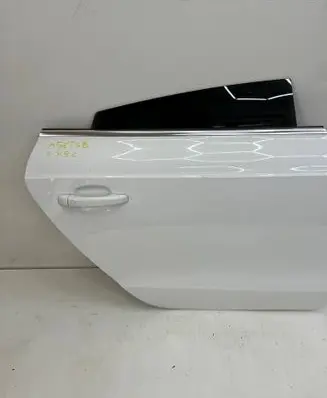Audi A5 Sportback 8TA Rear door LY9C