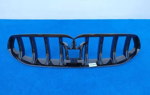 Maserati Grecale Front bumper upper radiator grill 670170829