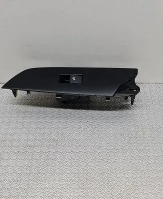 Toyota Prius (XW50) Electric window control switch 7423247180