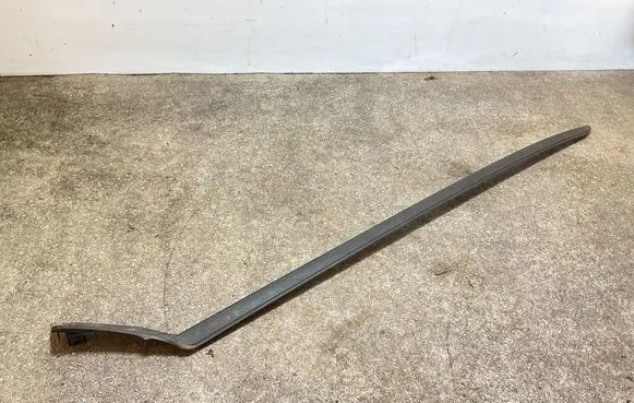 Volvo XC40 Windshield trim 31448939