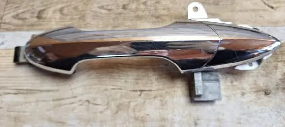 Rear door exterior handle
