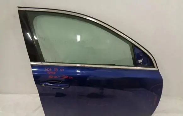 Peugeot 308 Front door