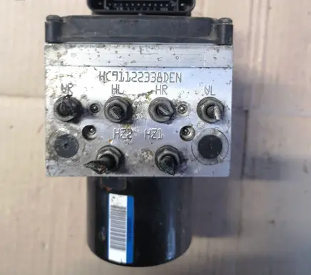 Volkswagen Passat Alltrack ABS Pump 3C0614109T 16705910 16705710K