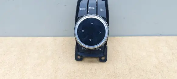 BMW 1 F20 F21 Head unit multimedia control 9261704