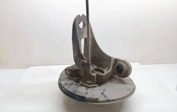 BMW X5 E53 Rear wheel hub spindle/knuckle 