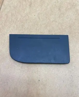Volkswagen Golf Plus Other trunk/boot trim element 5M0867462