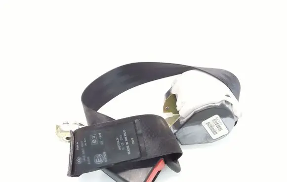 Volkswagen Jetta V Middle seatbelt (rear) 1K5857807