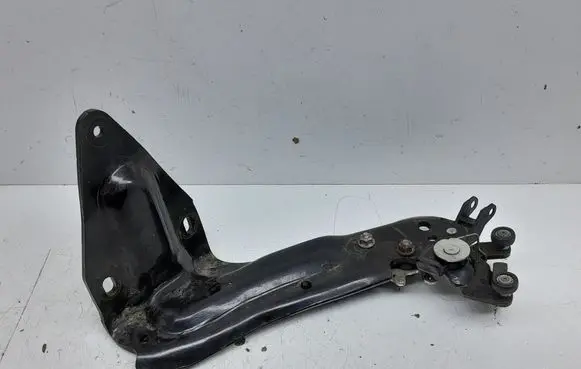Lancia Voyager Sliding door lower roller guide/hinge 847AE2393