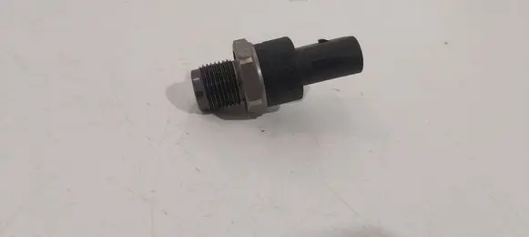 Fuel pressure sensor