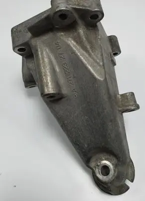 Mercedes-Benz E C207 W207 Engine mount bracket A2712232704