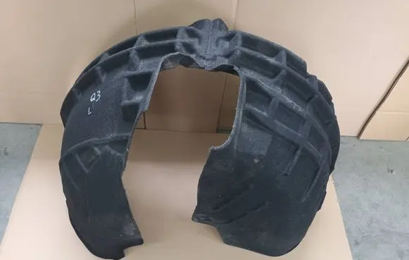Audi Q3 8U Front wheel arch liner splash guards 8U0821171C