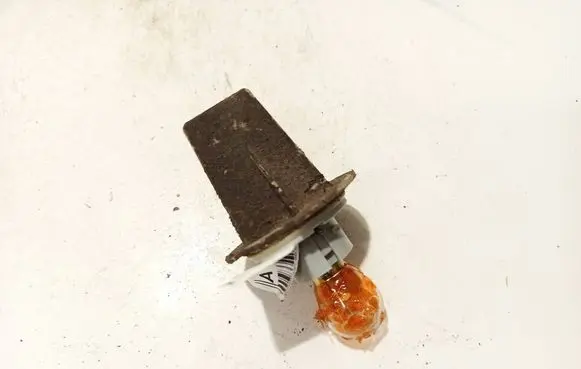 Headlight part