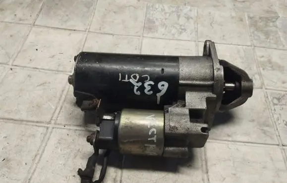 Mercedes-Benz A W168 Starter motor 1005821986 0001115008 0051511601