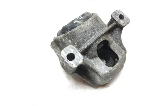 Audi A5 Sportback 8TA Engine mount bracket