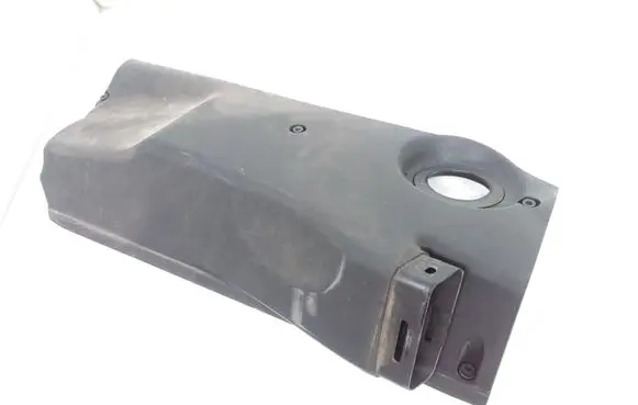 Engine cover (trim)