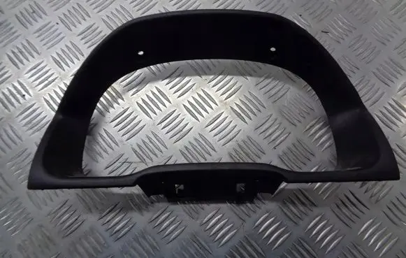 Skoda Octavia Mk1 (1U) Steering wheel column trim 1U1857059A