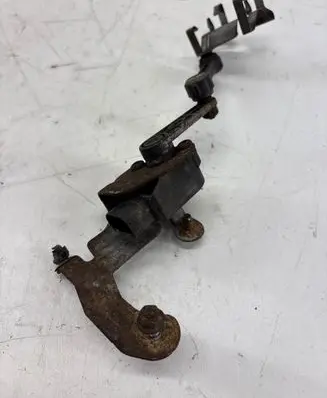 Mercedes-Benz GLC C253 Rear air suspension level height sensor A0009053704