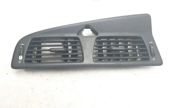 Volvo V70 Quarter panel pressure vent 3409377