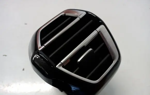 Citroen C4 III e-C4 Dashboard side air vent grill/cover trim 9831805480
