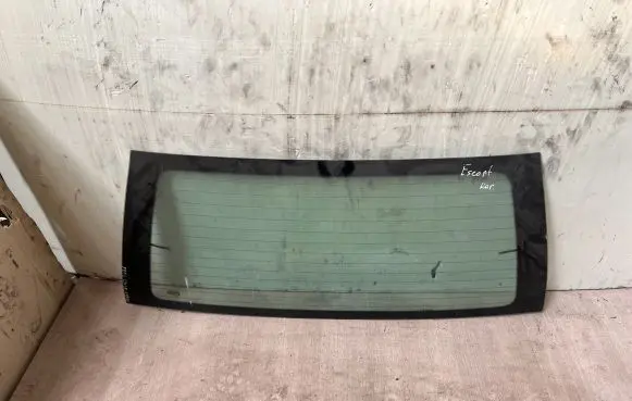 Ford Escort Rear windscreen/windshield window 